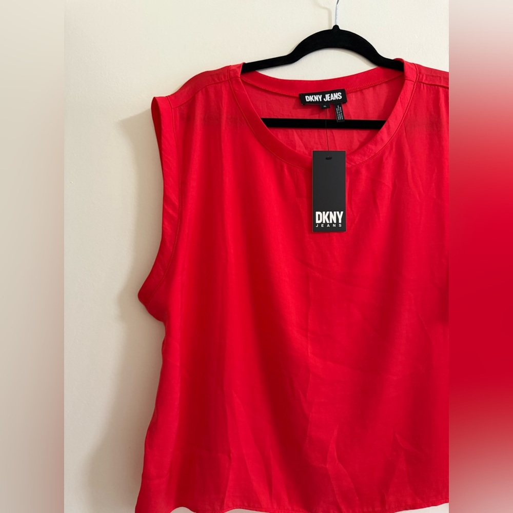 DKNY Vibrant Red Muscle Tee - Picture 4 of 6